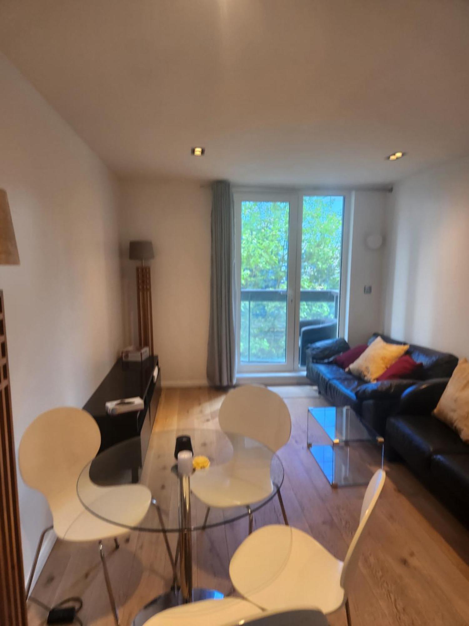 Canary Wharf O2 Tower Bridge Apartment London Exterior photo